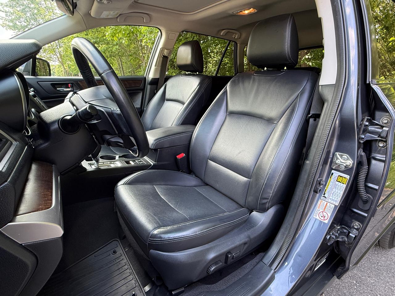 Subaru Outback 4dr Wgn 2.5i Limited PZEV 2015