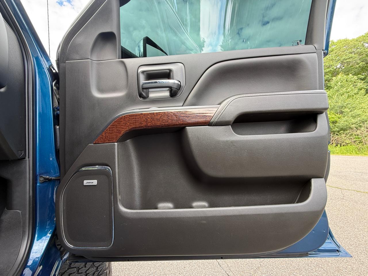 GMC Sierra 1500 4WD Crew Cab 143.5" SLT 2018