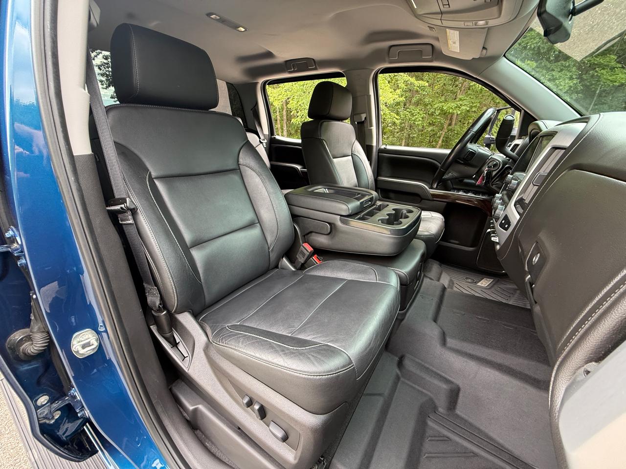 GMC Sierra 1500 4WD Crew Cab 143.5" SLT 2018