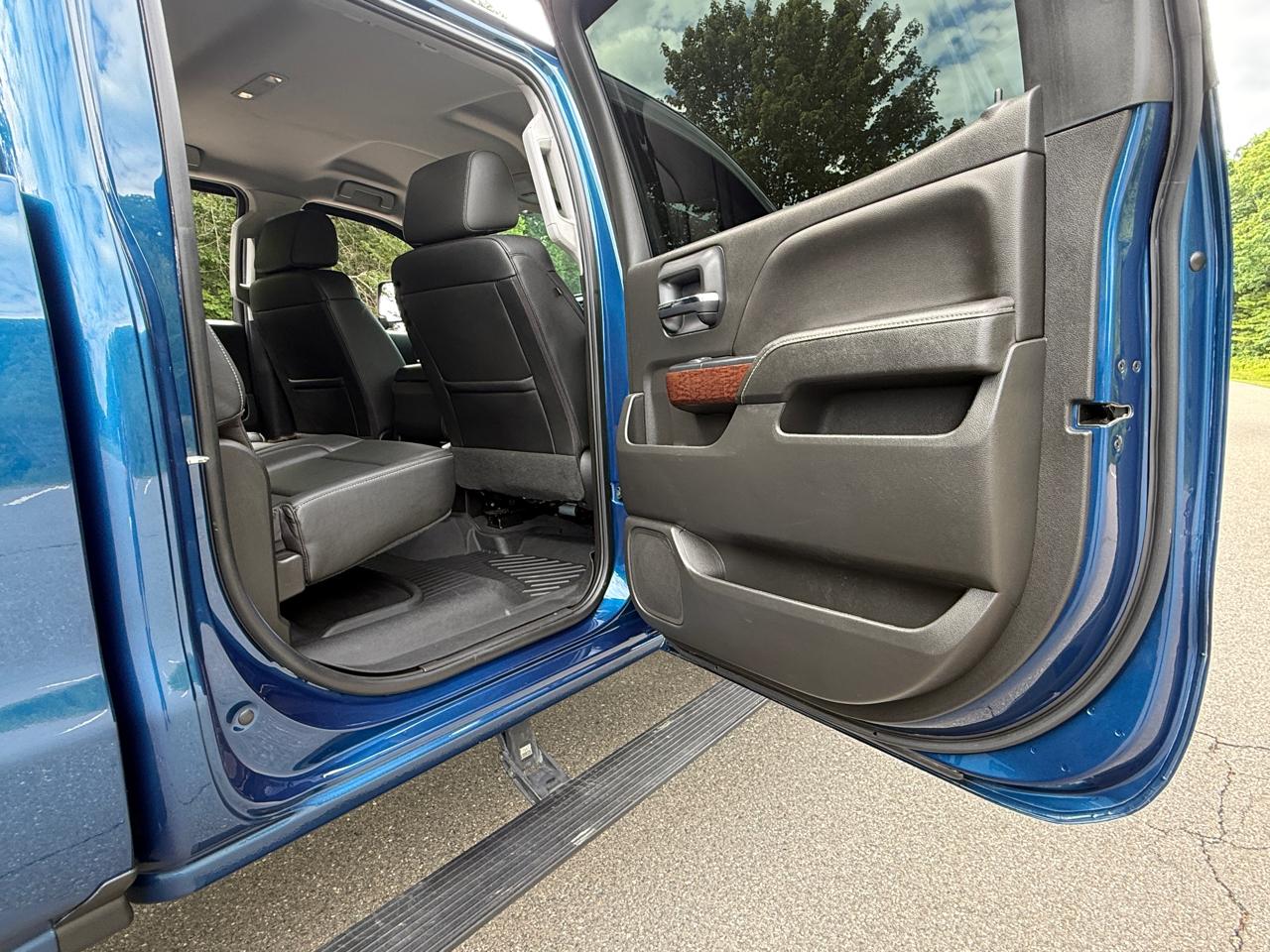 GMC Sierra 1500 4WD Crew Cab 143.5" SLT 2018