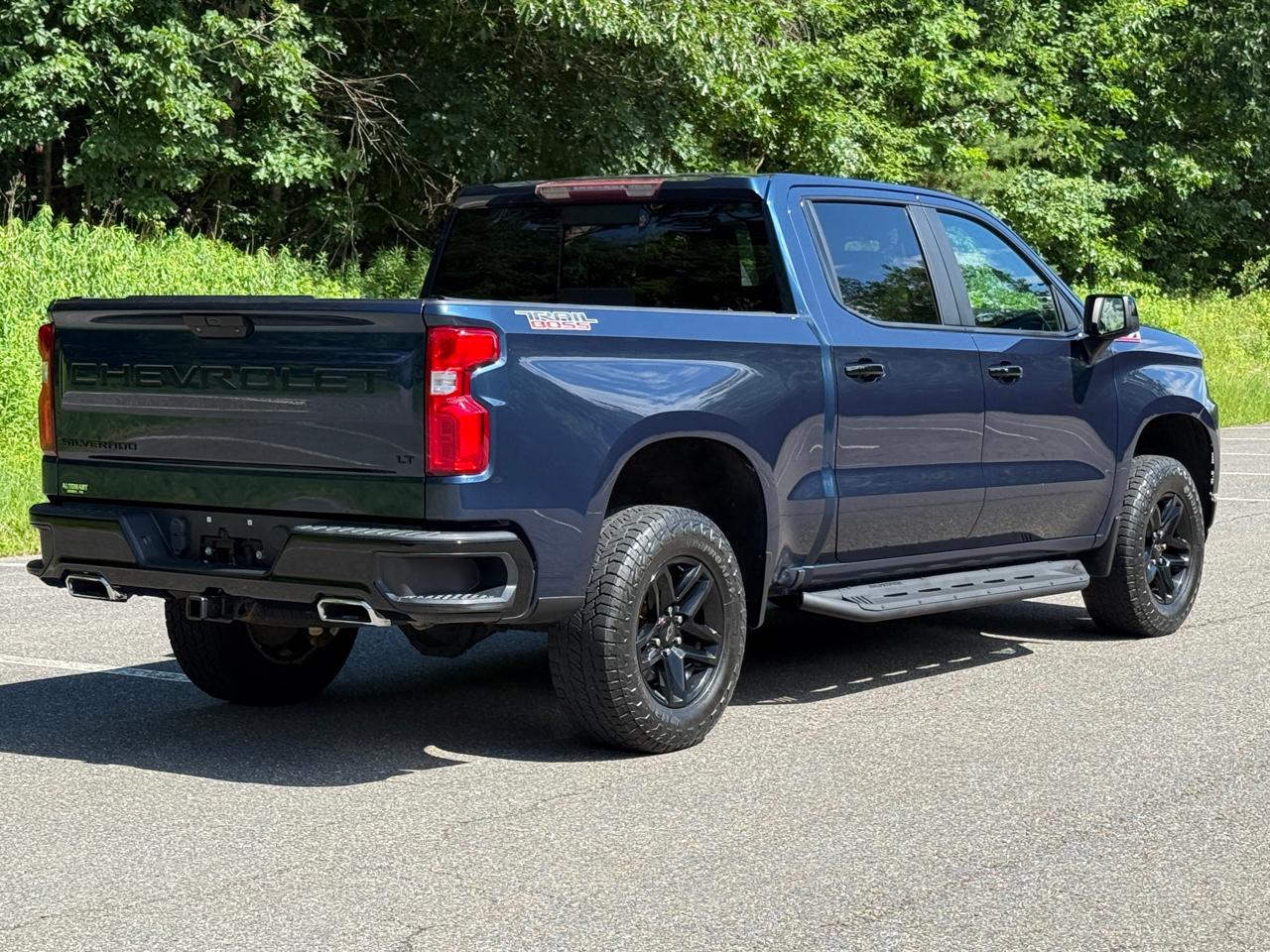 Chevrolet Silverado 1500 4WD Crew Cab 147" LT Trail Boss 2020