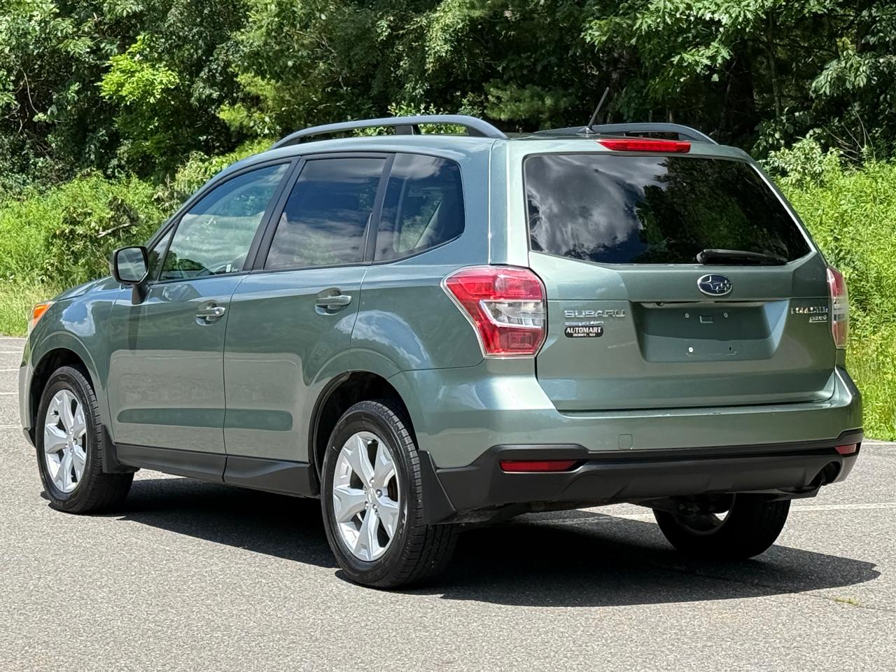 Subaru Forester 4dr CVT 2.5i Premium PZEV 2015