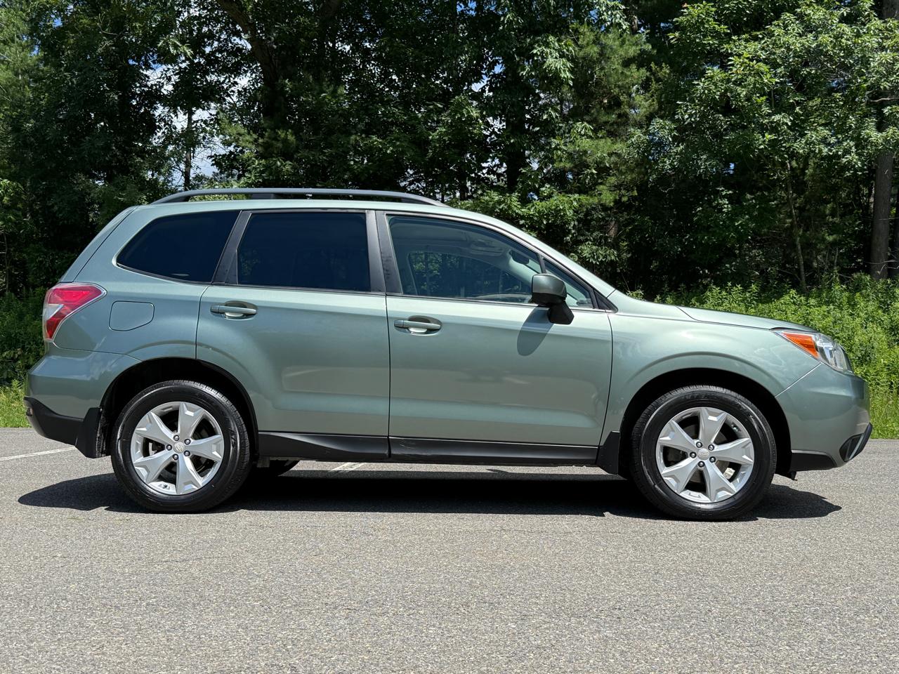 Subaru Forester 4dr CVT 2.5i Premium PZEV 2015