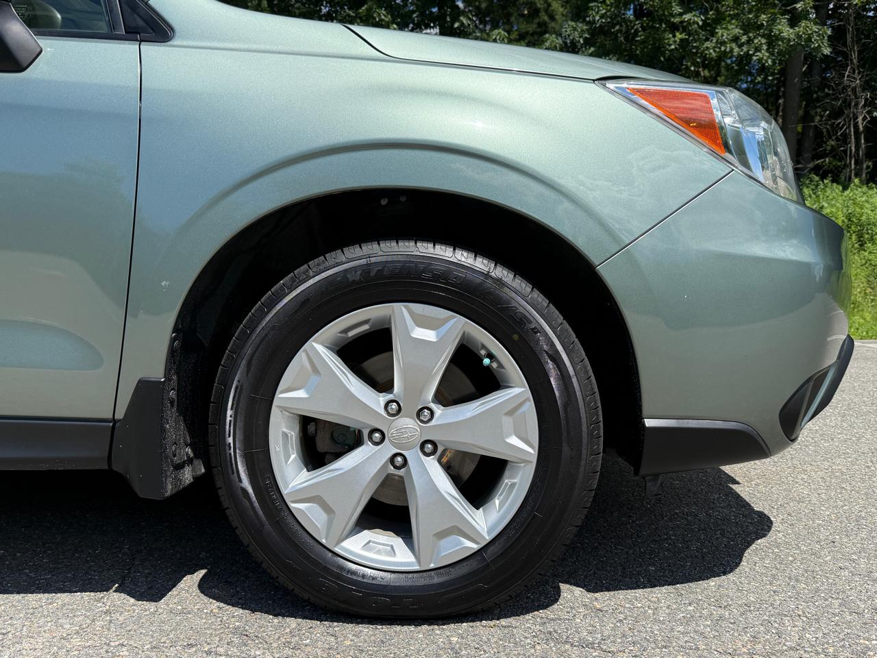 Subaru Forester 4dr CVT 2.5i Premium PZEV 2015
