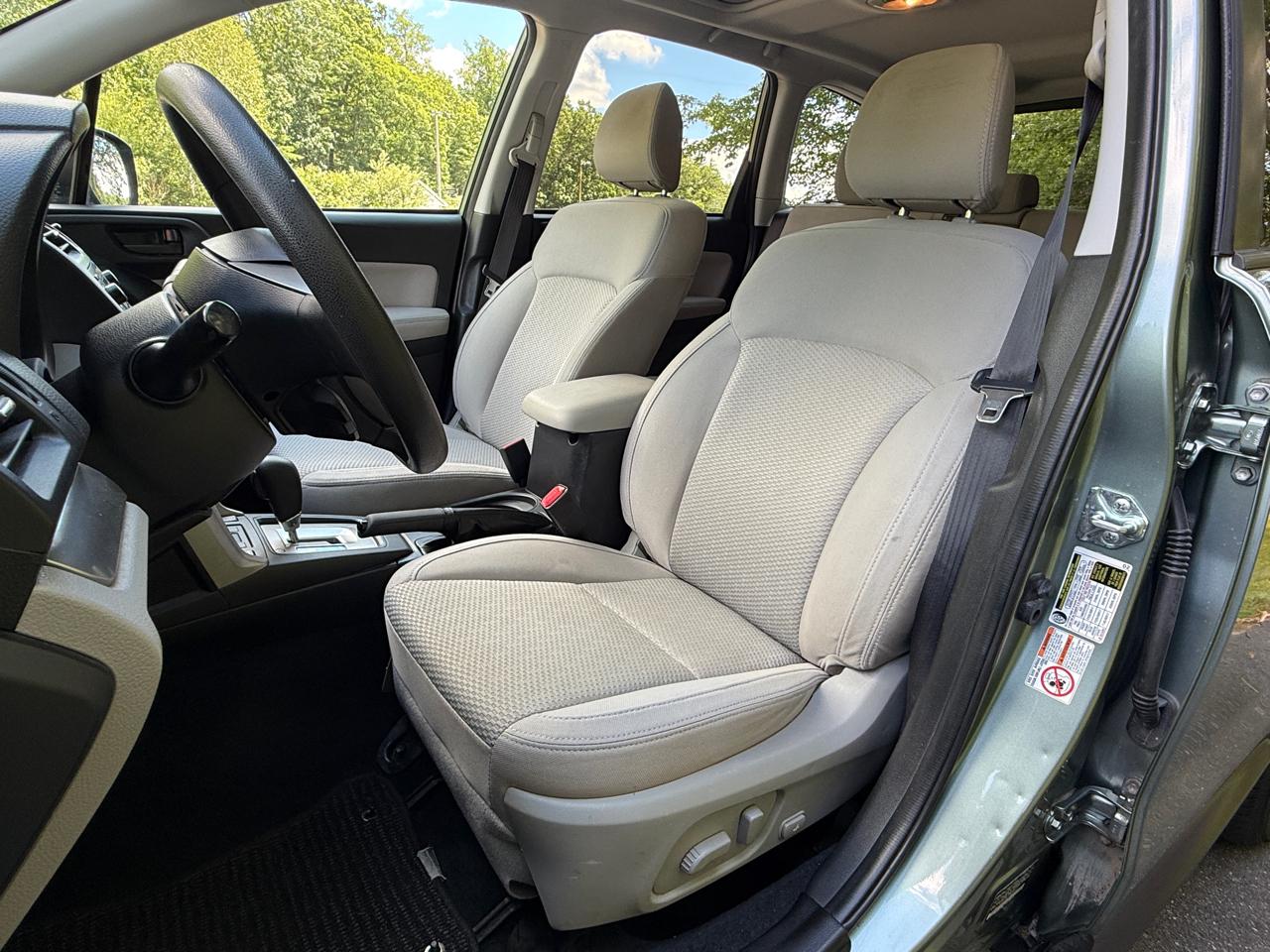 Subaru Forester 4dr CVT 2.5i Premium PZEV 2015