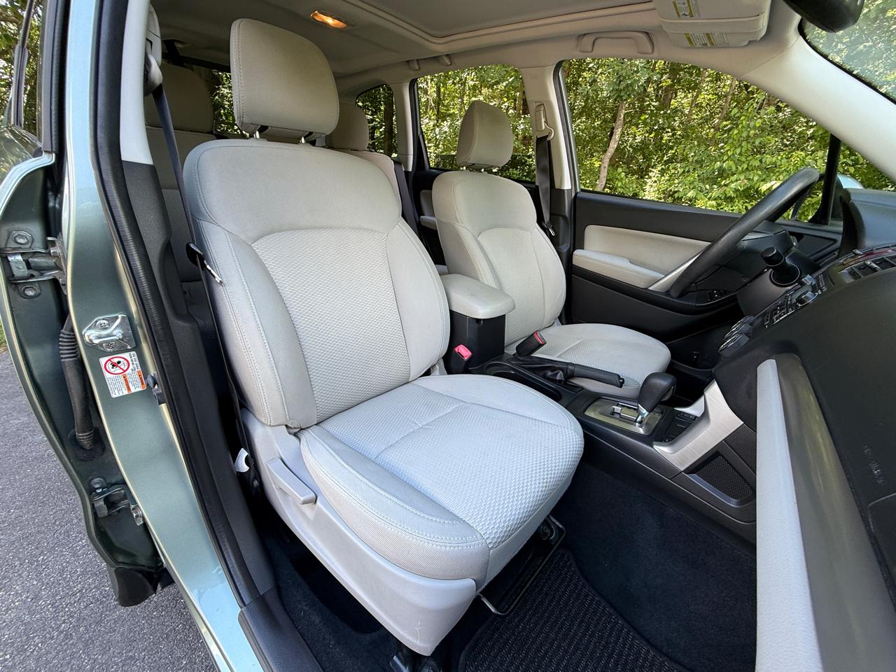 Subaru Forester 4dr CVT 2.5i Premium PZEV 2015