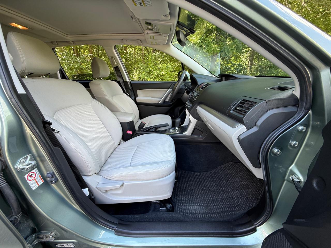 Subaru Forester 4dr CVT 2.5i Premium PZEV 2015