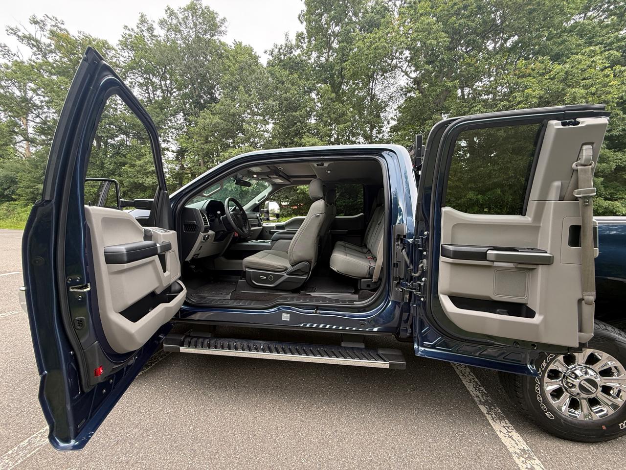 Ford Super Duty F-350 SRW  2017