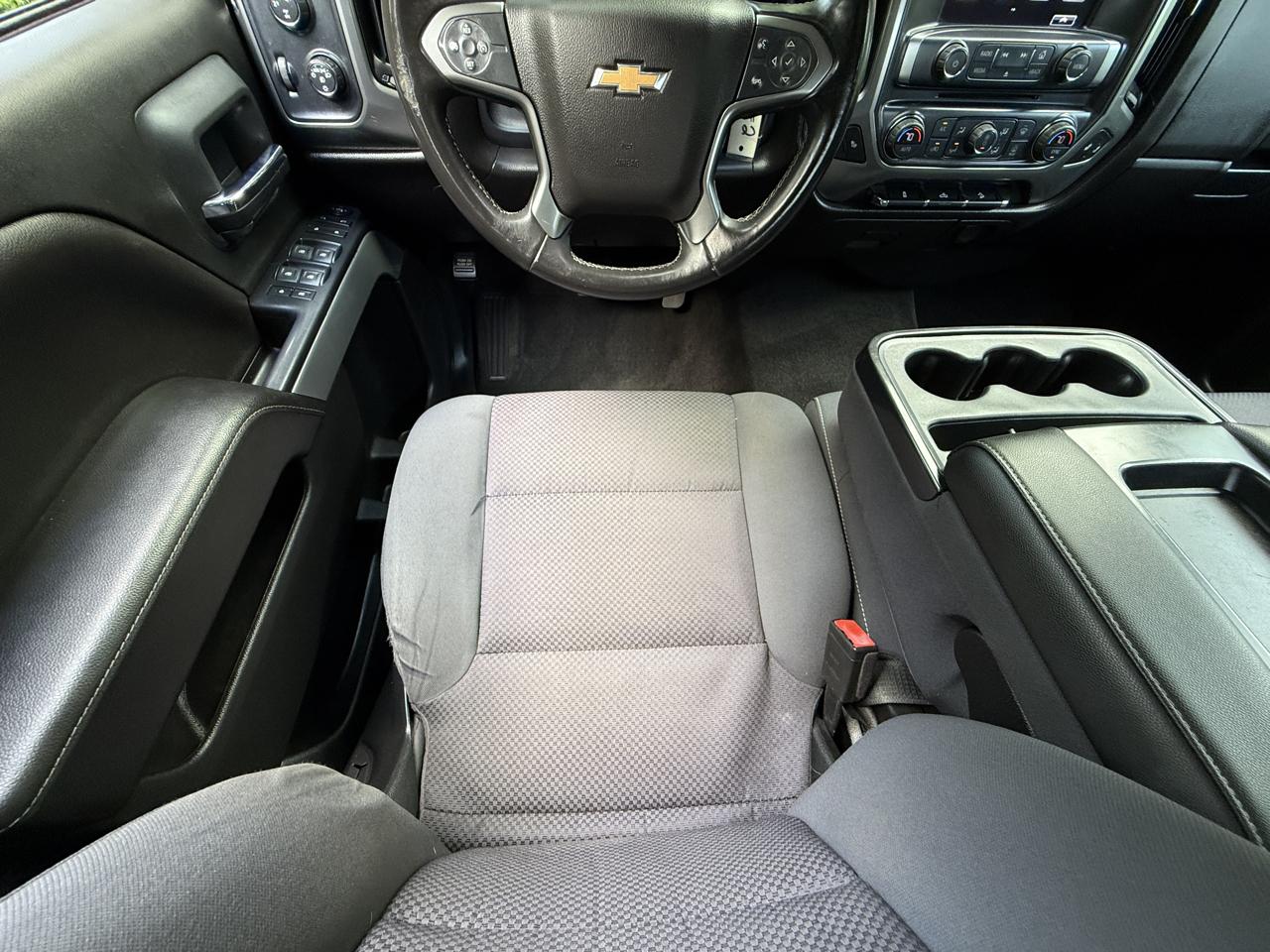 Chevrolet Silverado 1500 Z71 Ext Cab 4WD 4D 2019