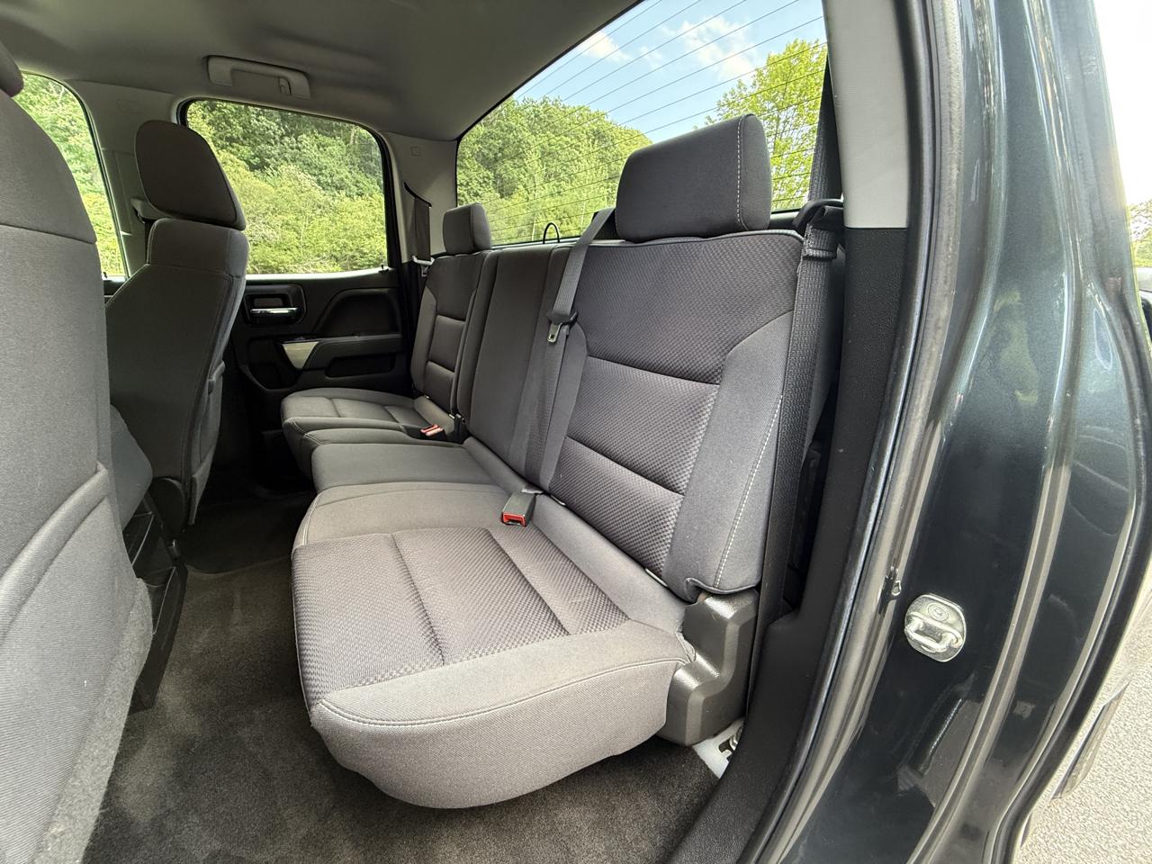Chevrolet Silverado 1500 Z71 Ext Cab 4WD 4D 2019