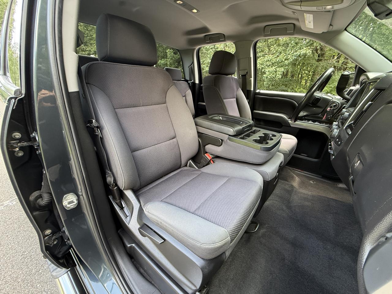 Chevrolet Silverado 1500 Z71 Ext Cab 4WD 4D 2019