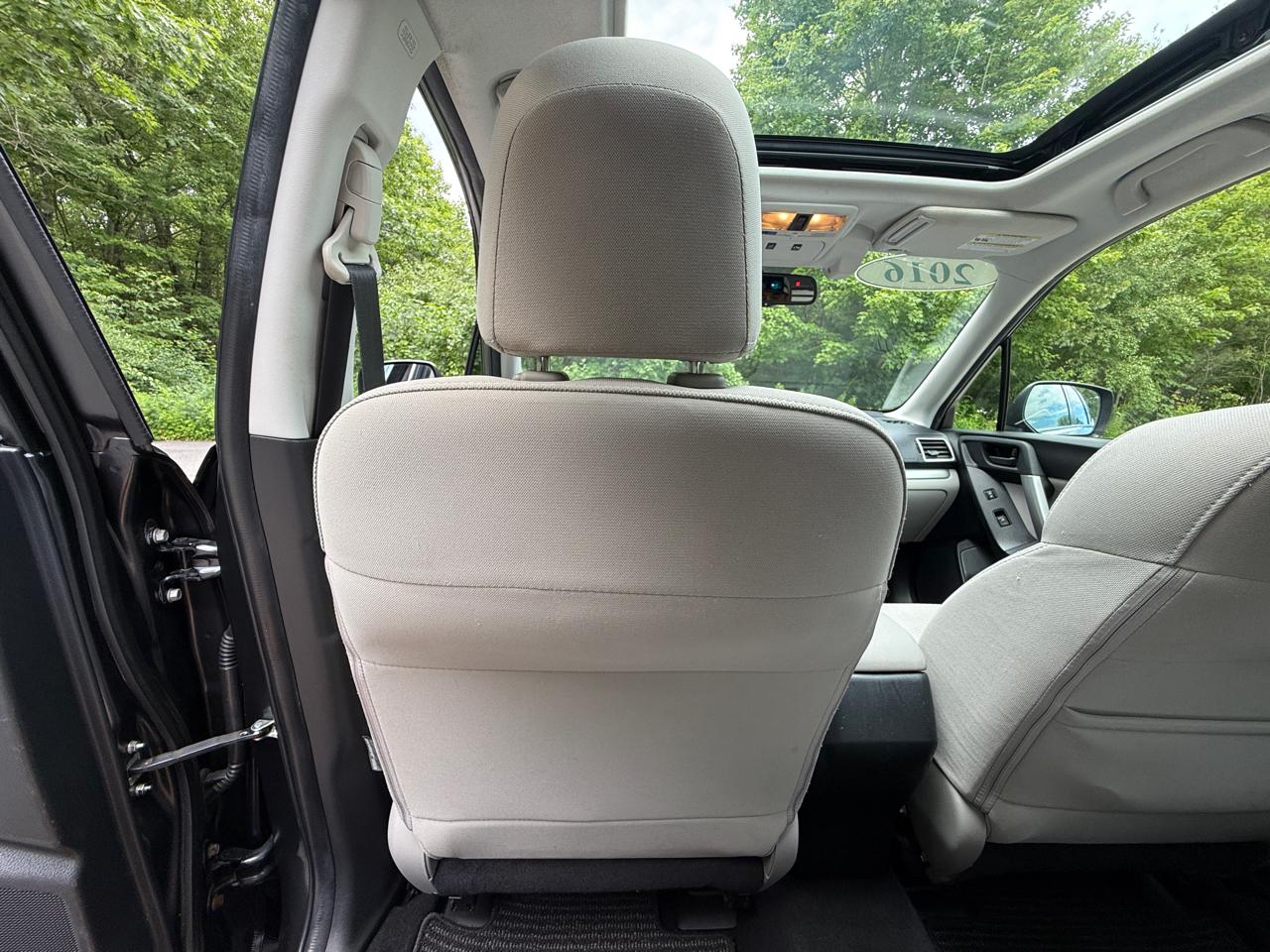 Subaru Forester 4dr CVT 2.5i Premium PZEV 2016