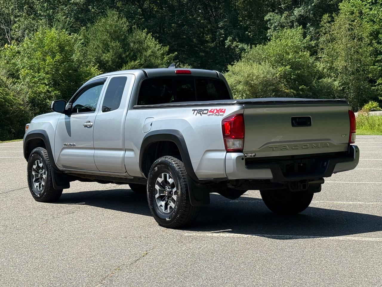 Toyota Tacoma  2017