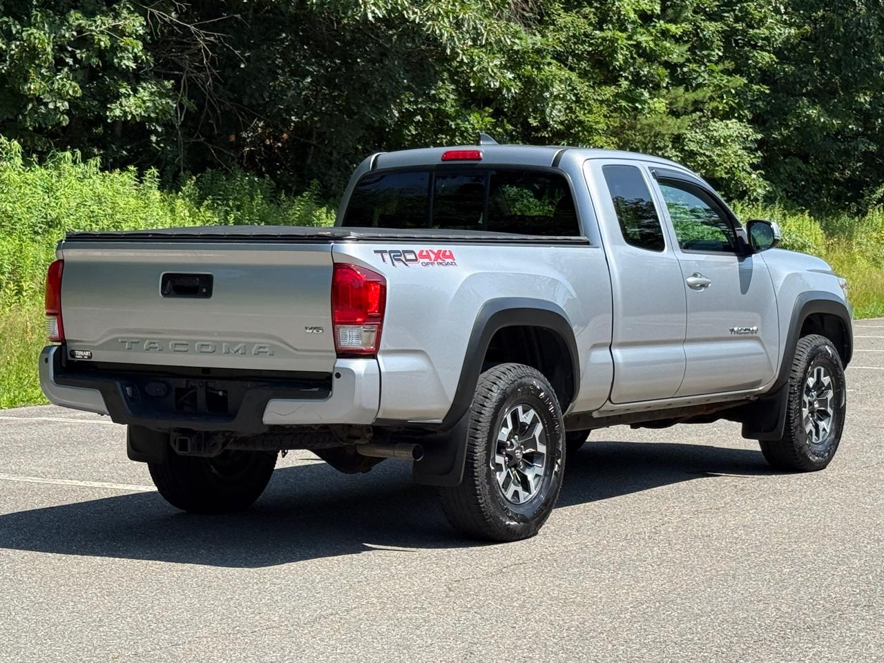 Toyota Tacoma  2017