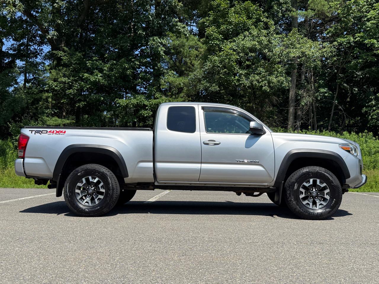 Toyota Tacoma  2017