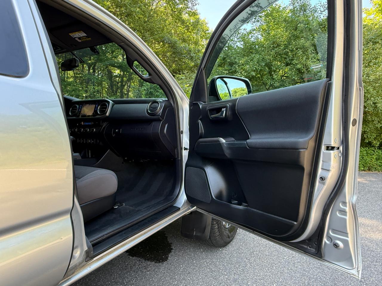 Toyota Tacoma  2017