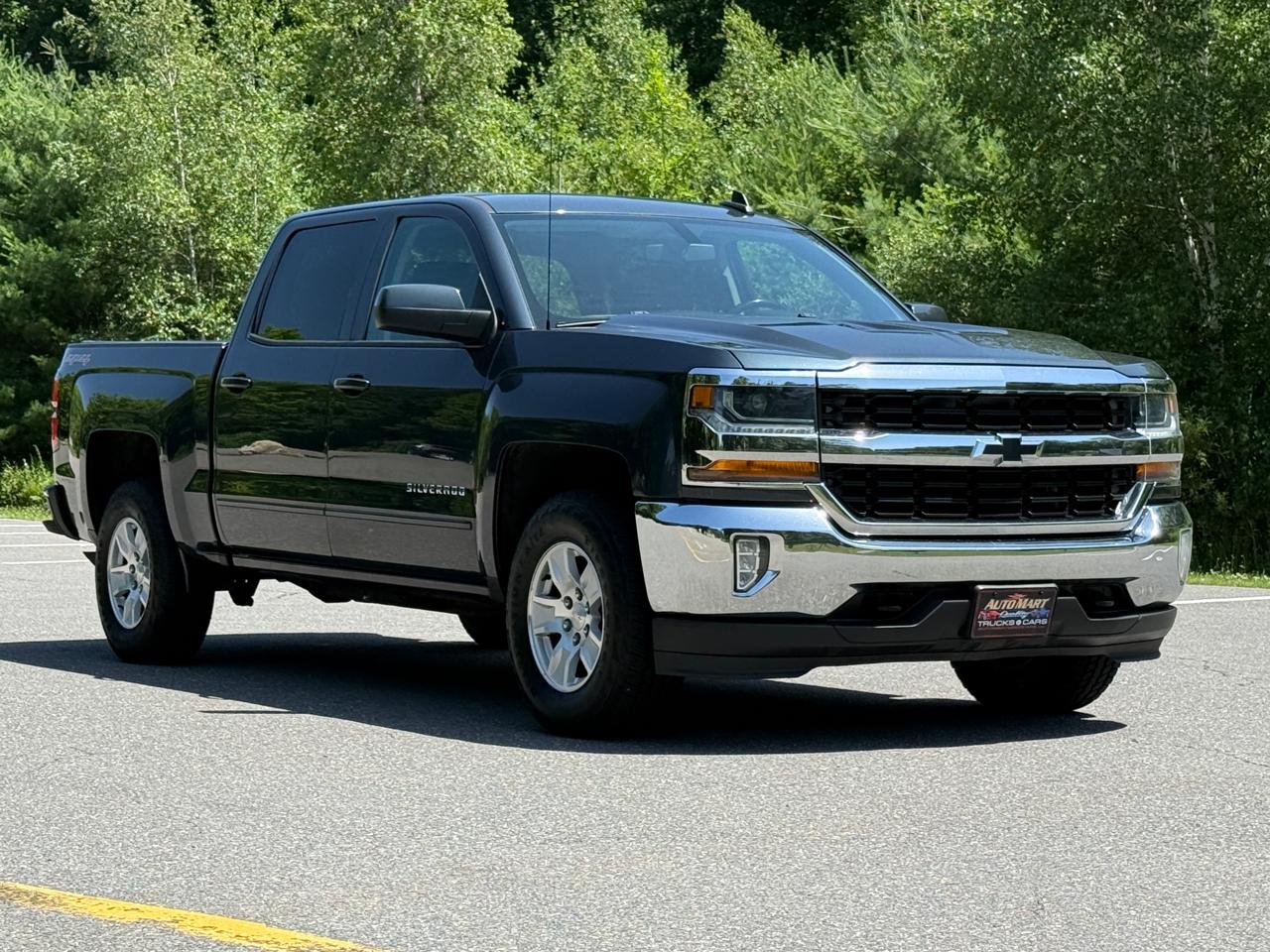 Chevrolet Silverado 1500 4WD Crew Cab 143.5" LT w/1LT 2017