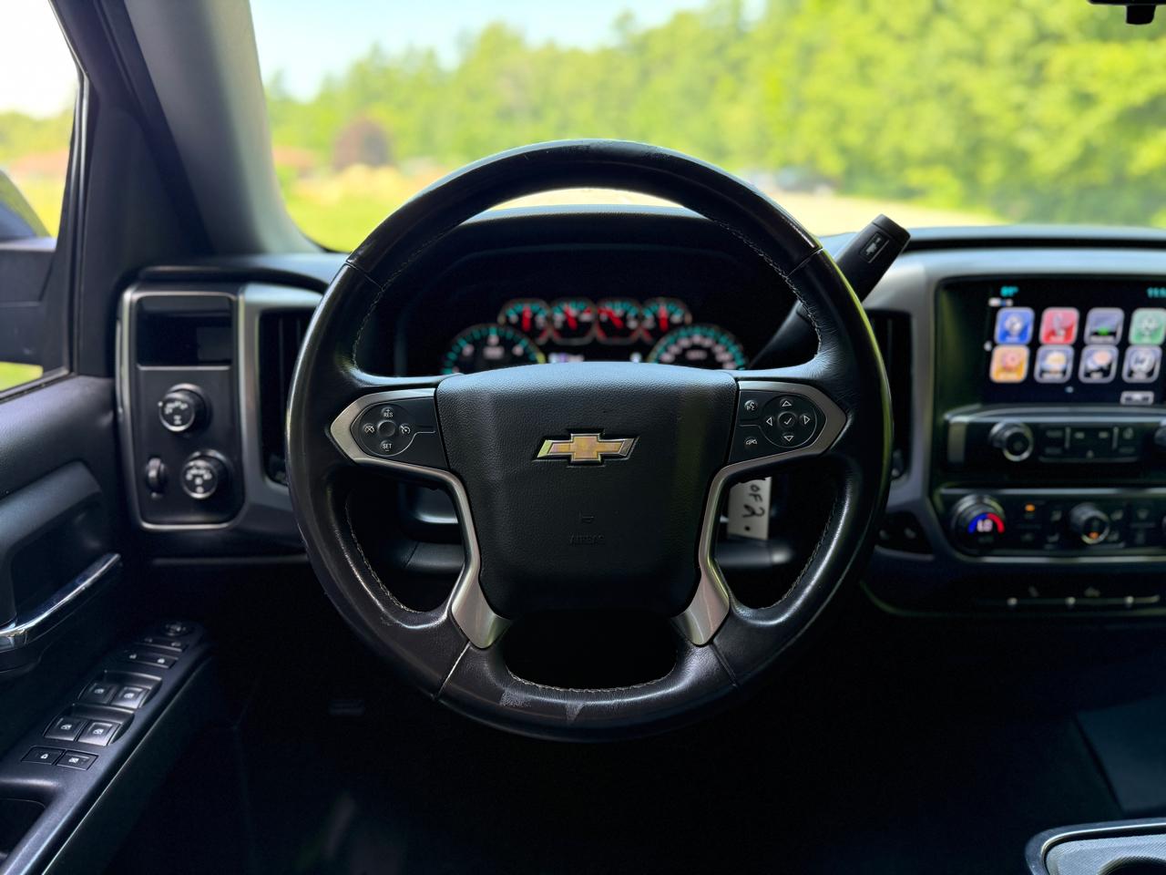 Chevrolet Silverado 1500 4WD Crew Cab 143.5" LT w/1LT 2017