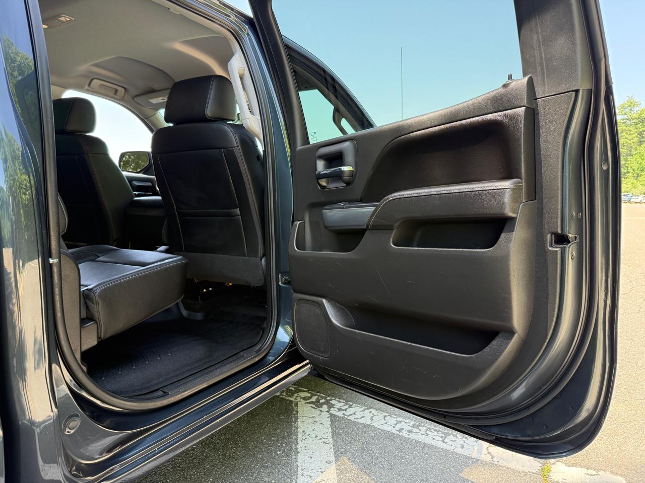 Chevrolet Silverado 1500 4WD Crew Cab 143.5" LT w/1LT 2017