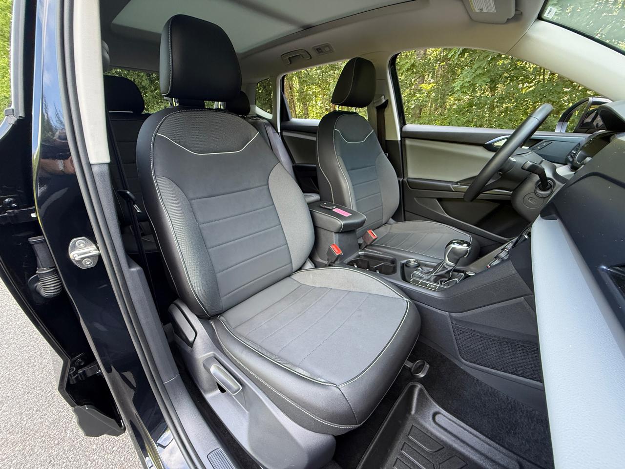 Volkswagen Taos SE 4MOTION *Ltd Avail* 2023