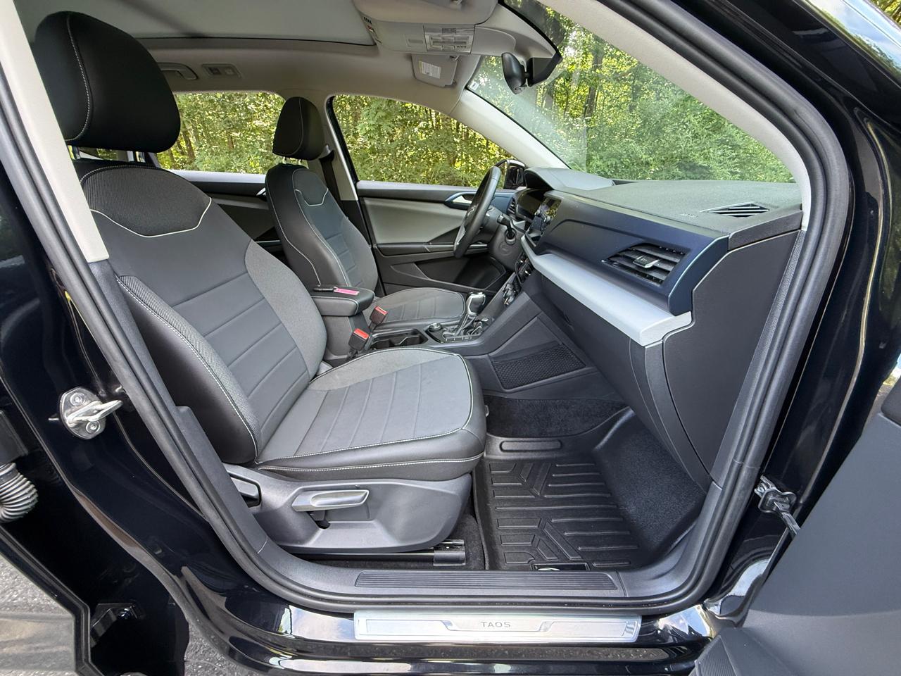 Volkswagen Taos SE 4MOTION *Ltd Avail* 2023