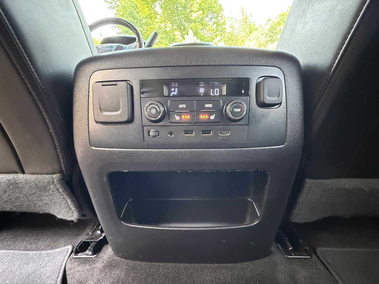 GMC Yukon 4WD 4dr Denali 2018