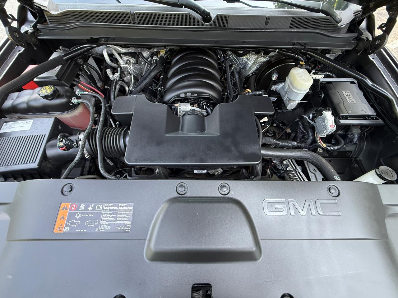 GMC Yukon 4WD 4dr Denali 2018
