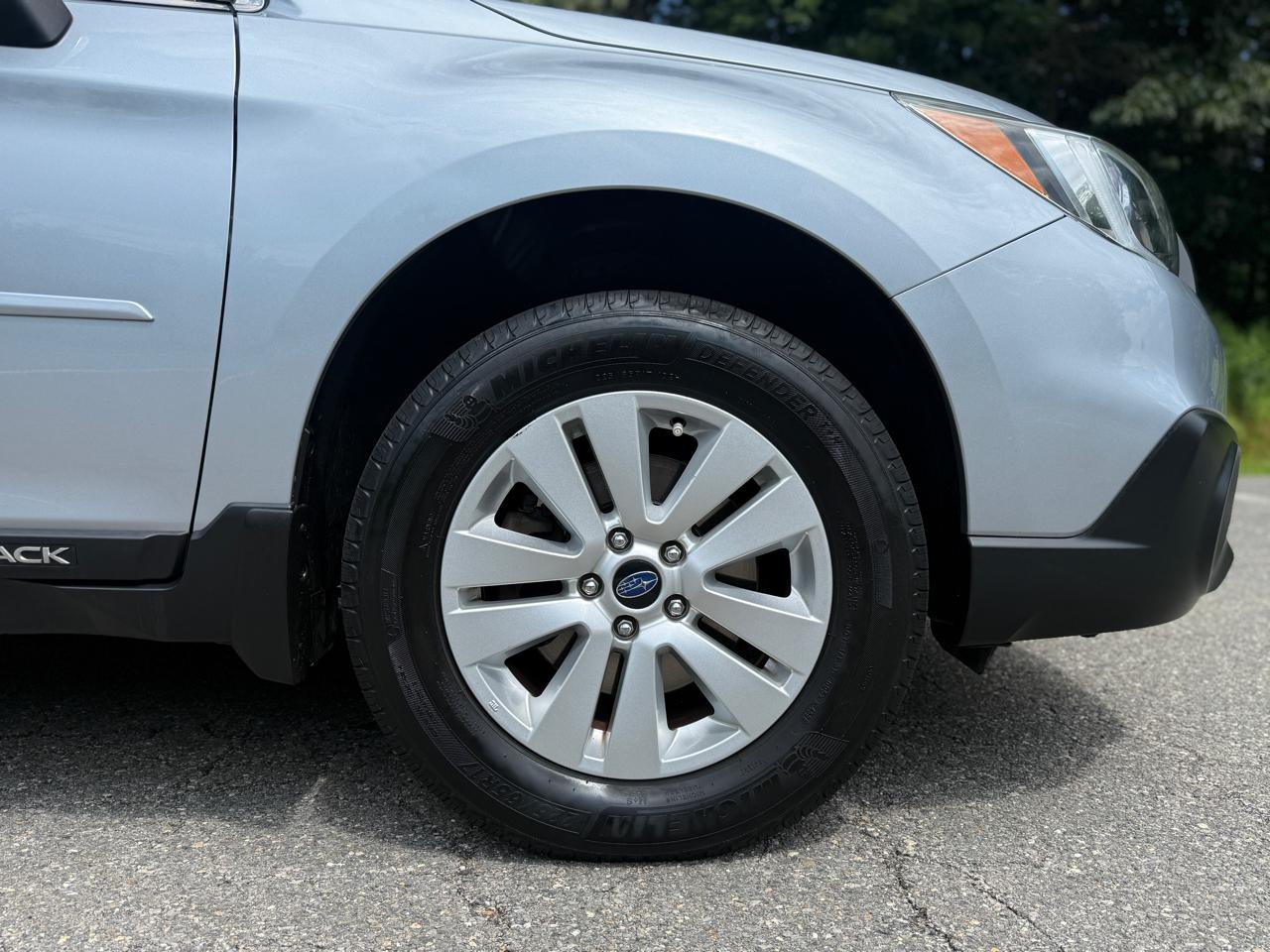 Subaru Outback 4dr Wgn 2.5i Premium PZEV 2016