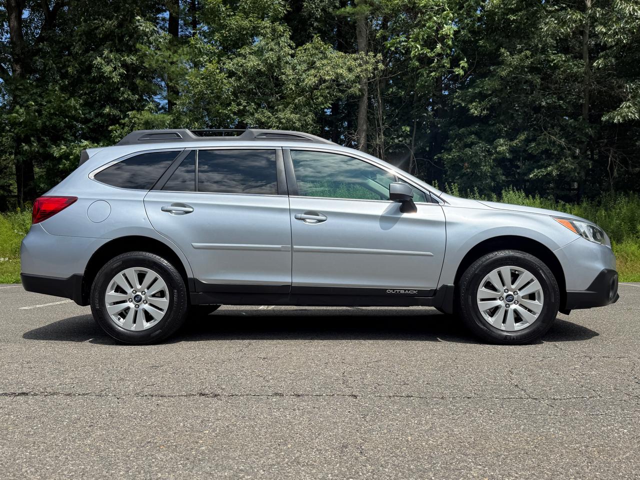 Subaru Outback 4dr Wgn 2.5i Premium PZEV 2016