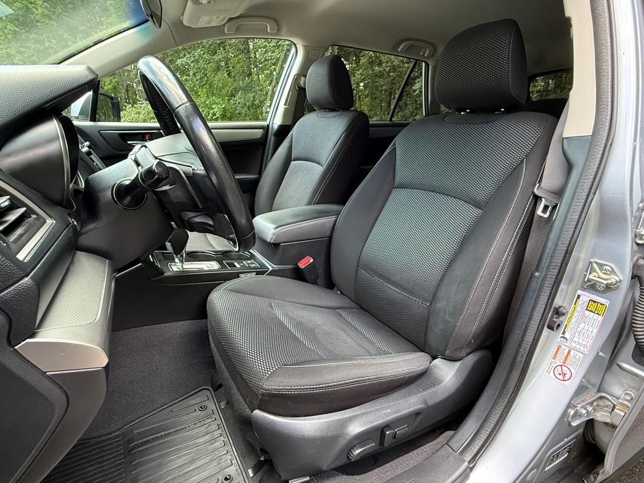 Subaru Outback 4dr Wgn 2.5i Premium PZEV 2016