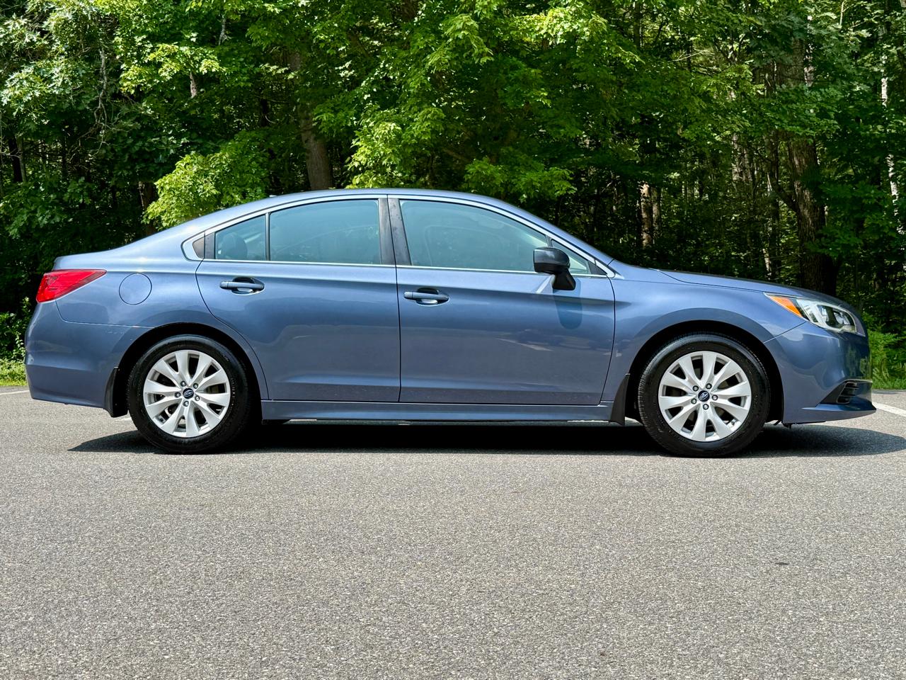 Subaru Legacy 4dr Sdn 2.5i Premium PZEV 2016