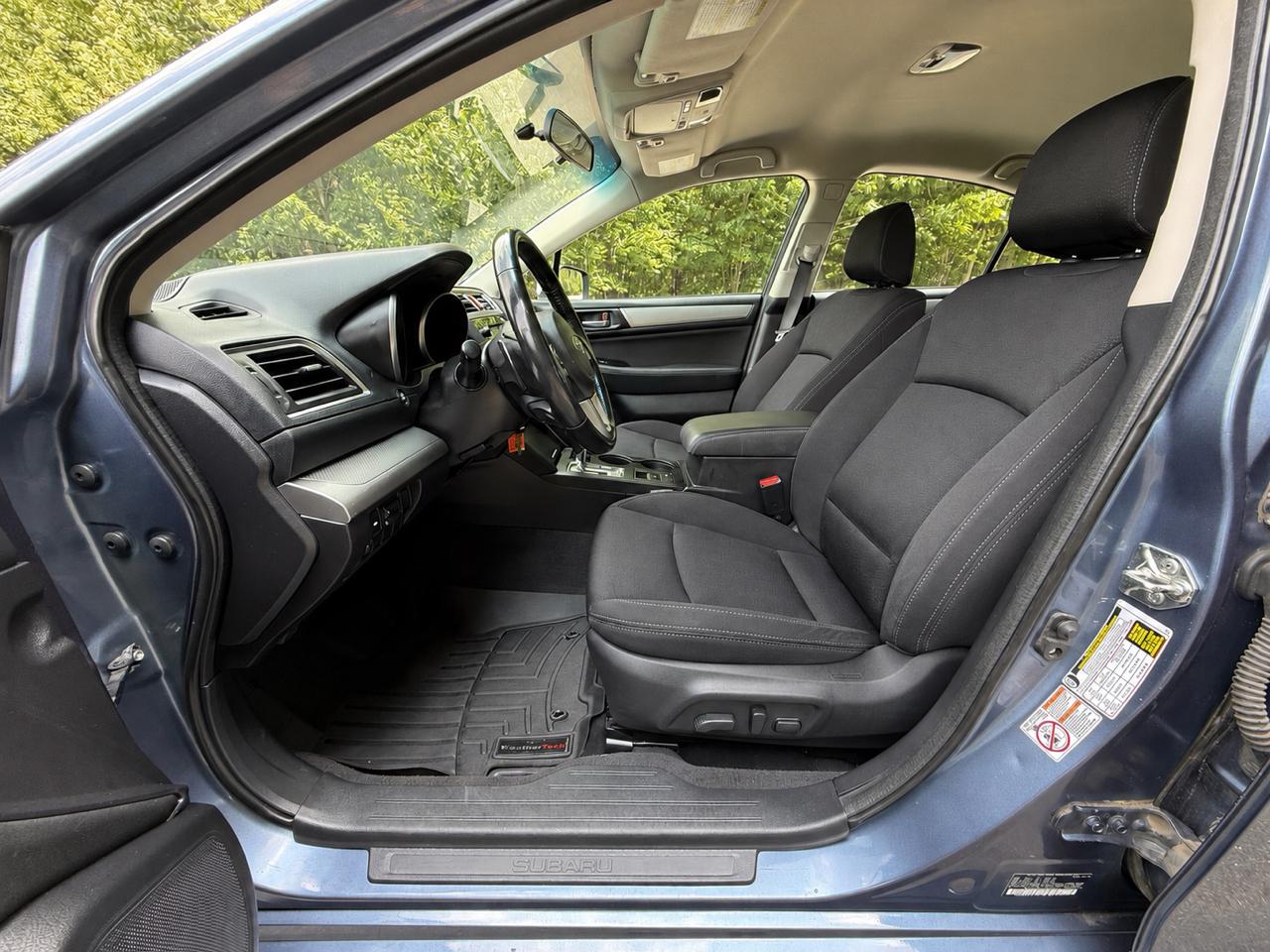 Subaru Legacy 4dr Sdn 2.5i Premium PZEV 2016