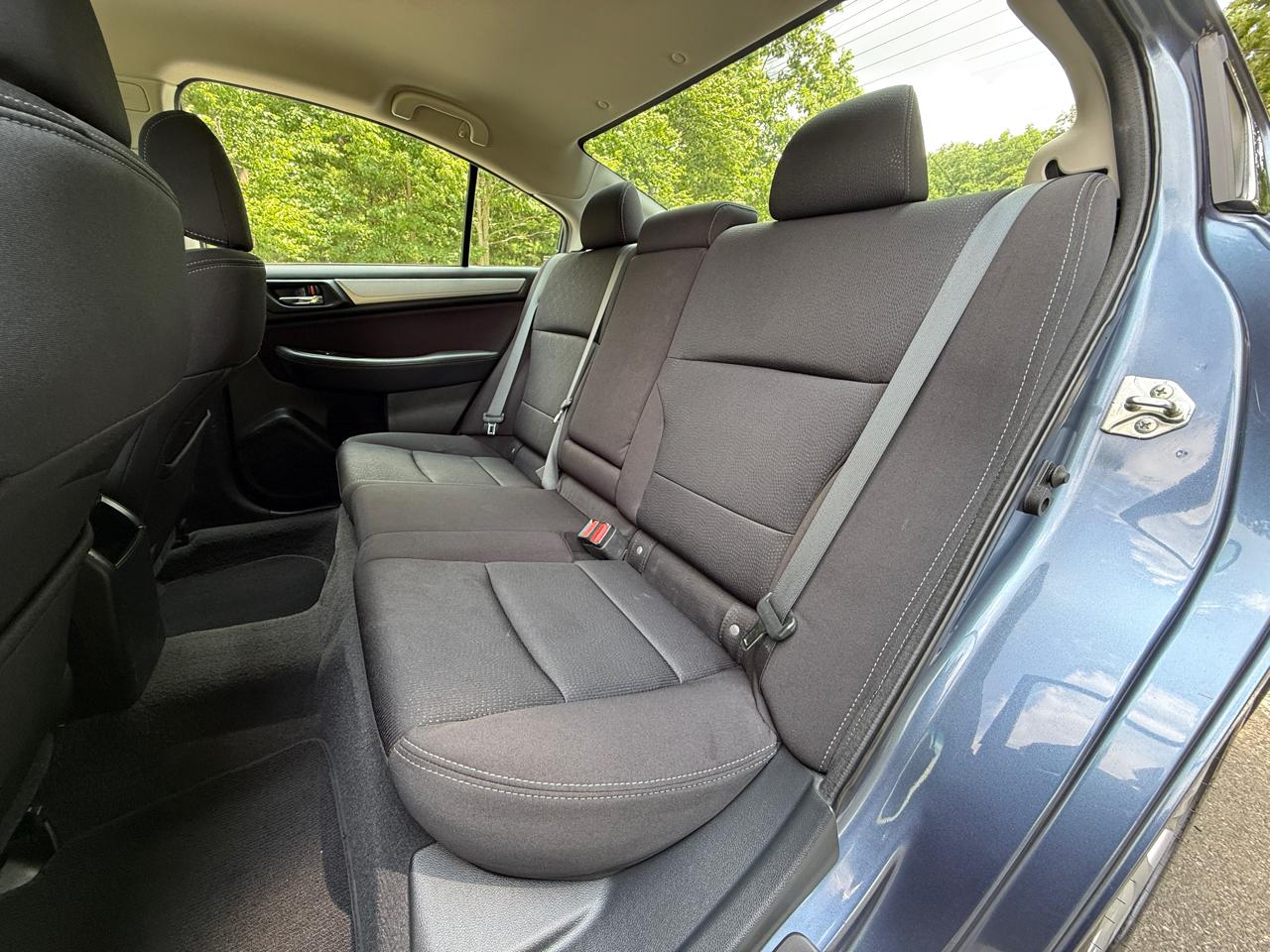Subaru Legacy 4dr Sdn 2.5i Premium PZEV 2016