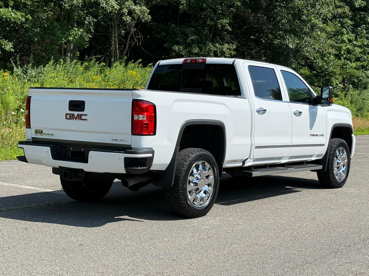 GMC Sierra 2500HD 4WD Crew Cab 153.7" Denali 2019