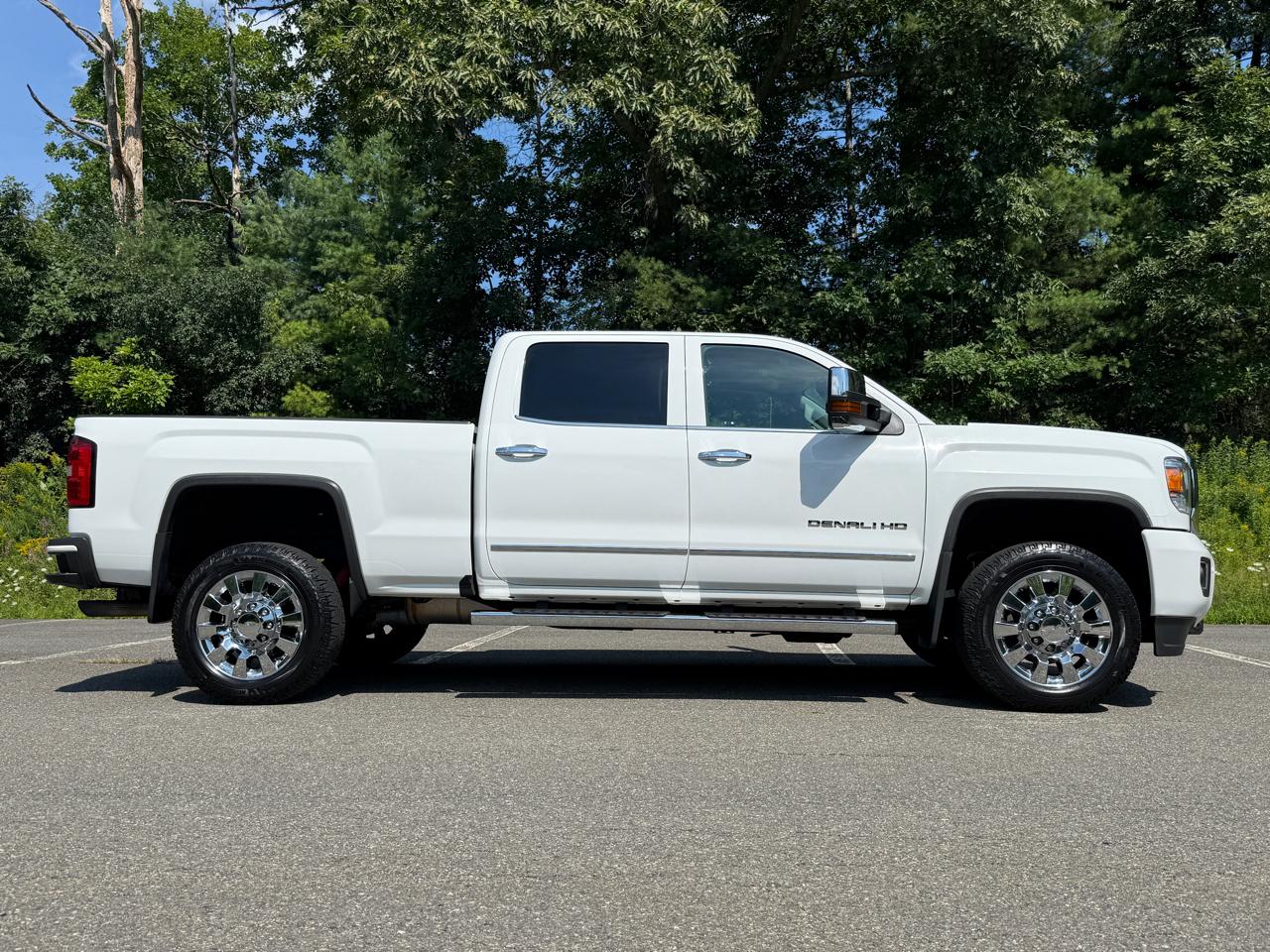 GMC Sierra 2500HD 4WD Crew Cab 153.7" Denali 2019