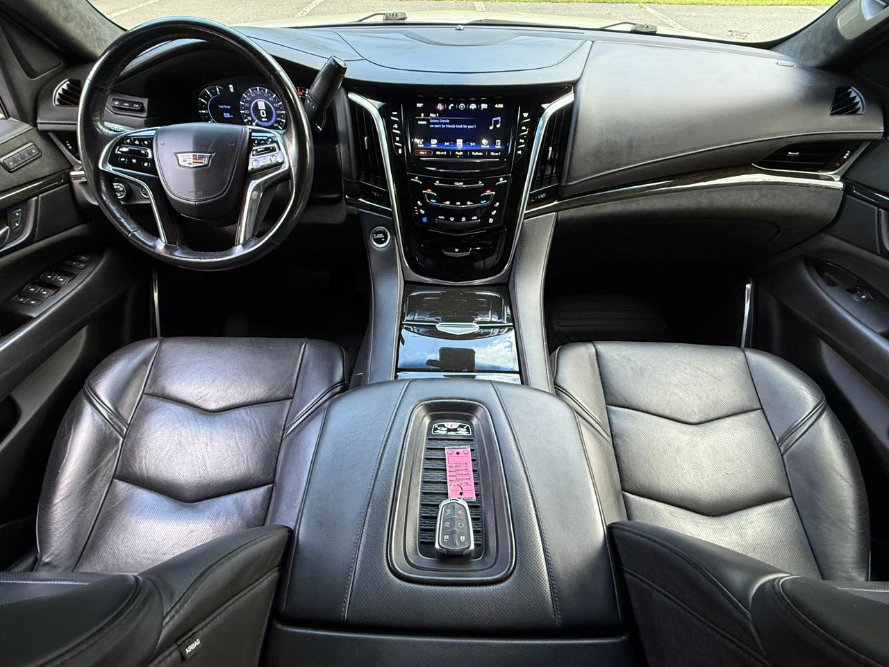 Cadillac Escalade 4WD 4dr Platinum 2019