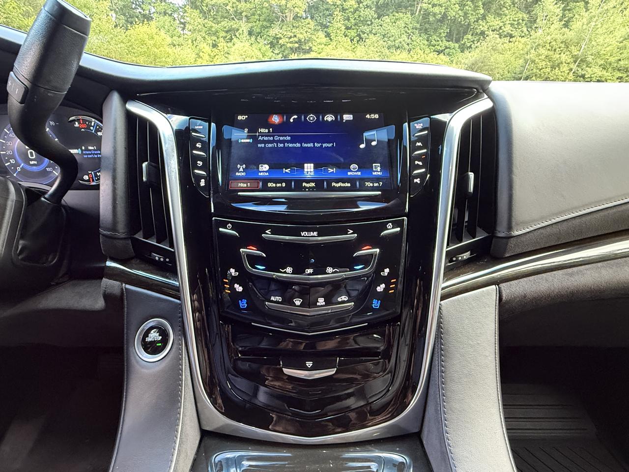 Cadillac Escalade 4WD 4dr Platinum 2019