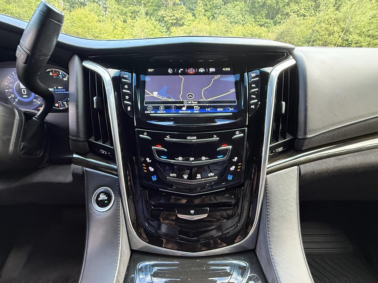 Cadillac Escalade 4WD 4dr Platinum 2019