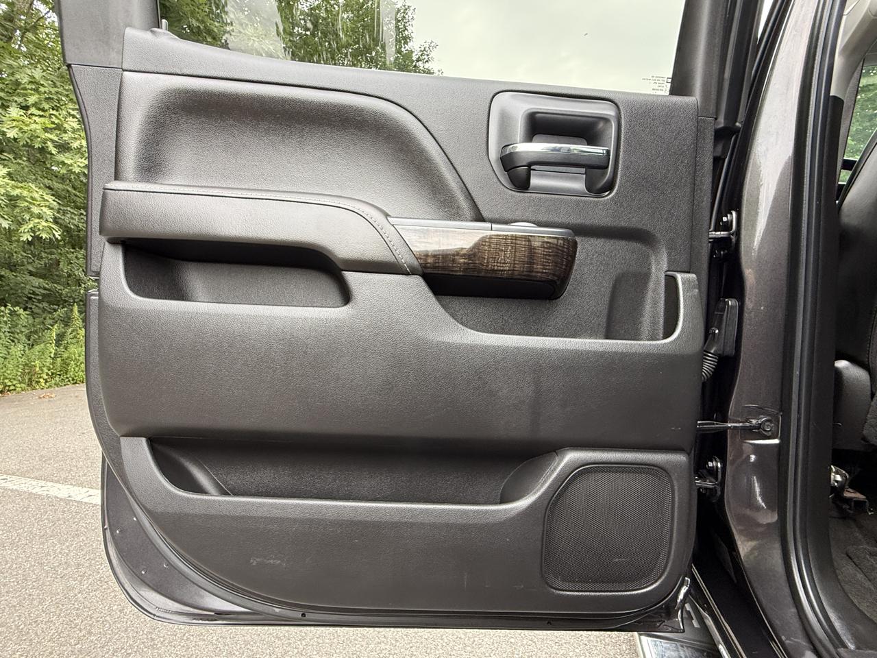 GMC Sierra 2500HD 4WD Crew Cab 153.7" Denali 2016