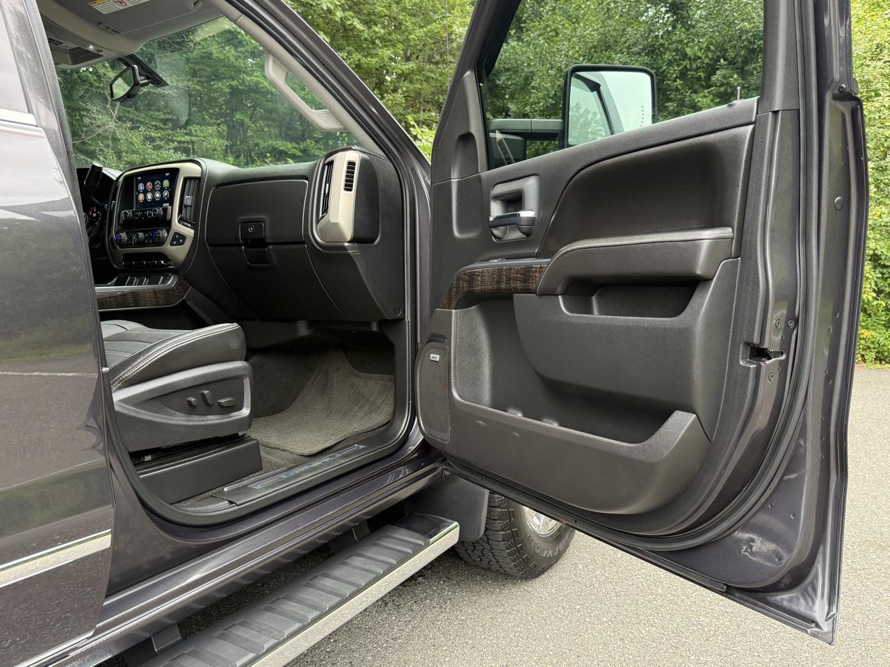 GMC Sierra 2500HD 4WD Crew Cab 153.7" Denali 2016