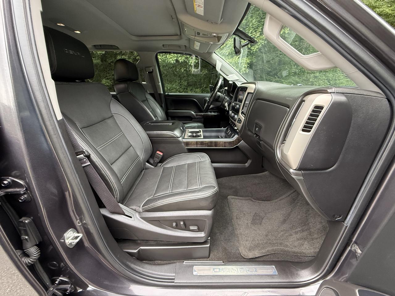GMC Sierra 2500HD 4WD Crew Cab 153.7" Denali 2016