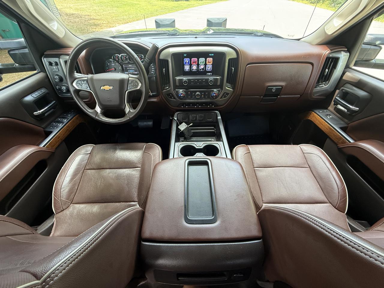 Chevrolet Silverado 2500HD 4WD Crew Cab 153.7" High Country 2015