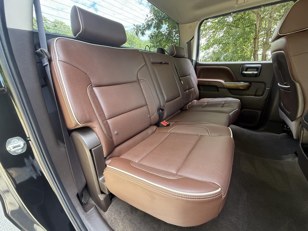 Chevrolet Silverado 2500HD 4WD Crew Cab 153.7" High Country 2015