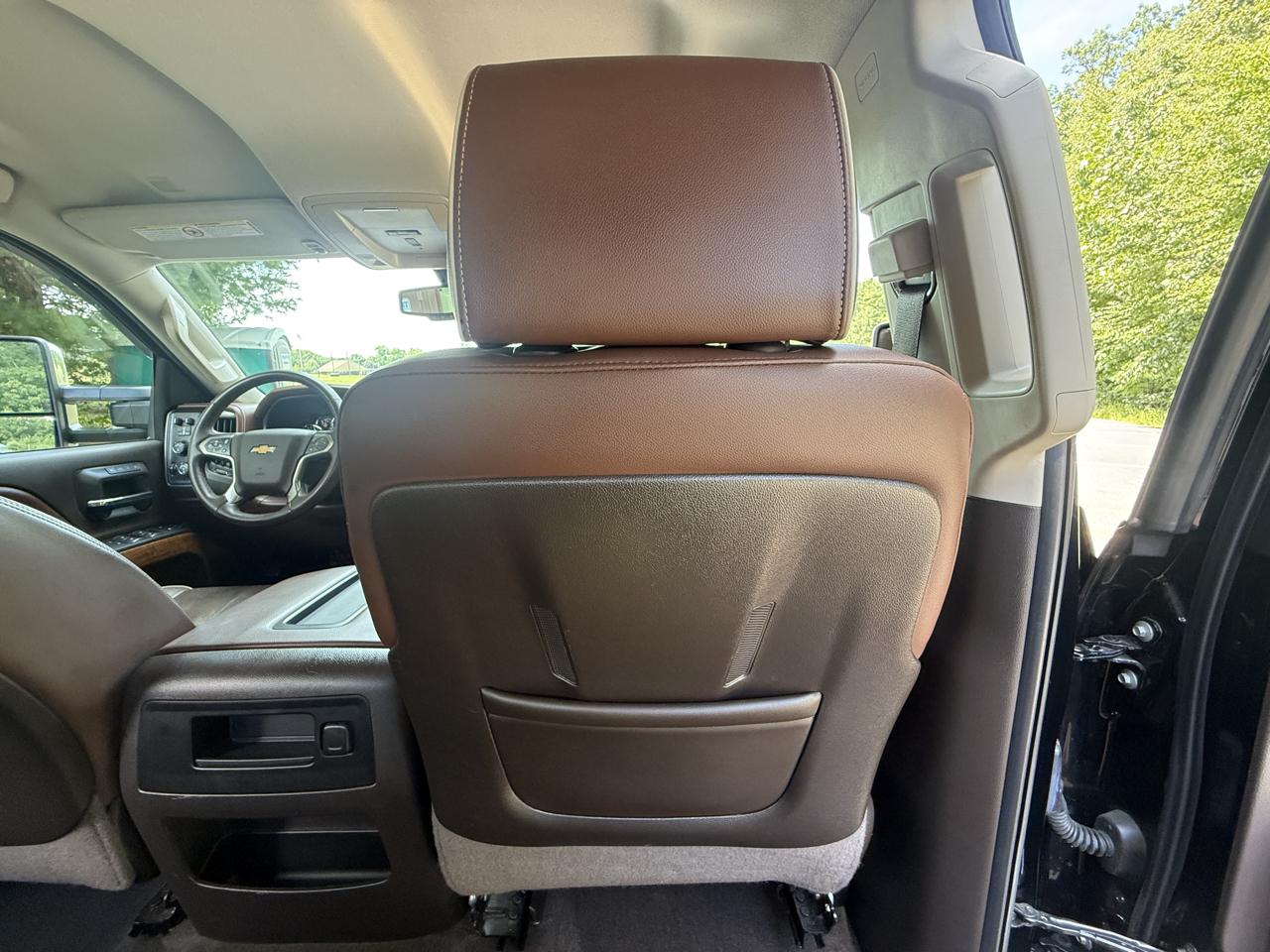 Chevrolet Silverado 2500HD 4WD Crew Cab 153.7" High Country 2015
