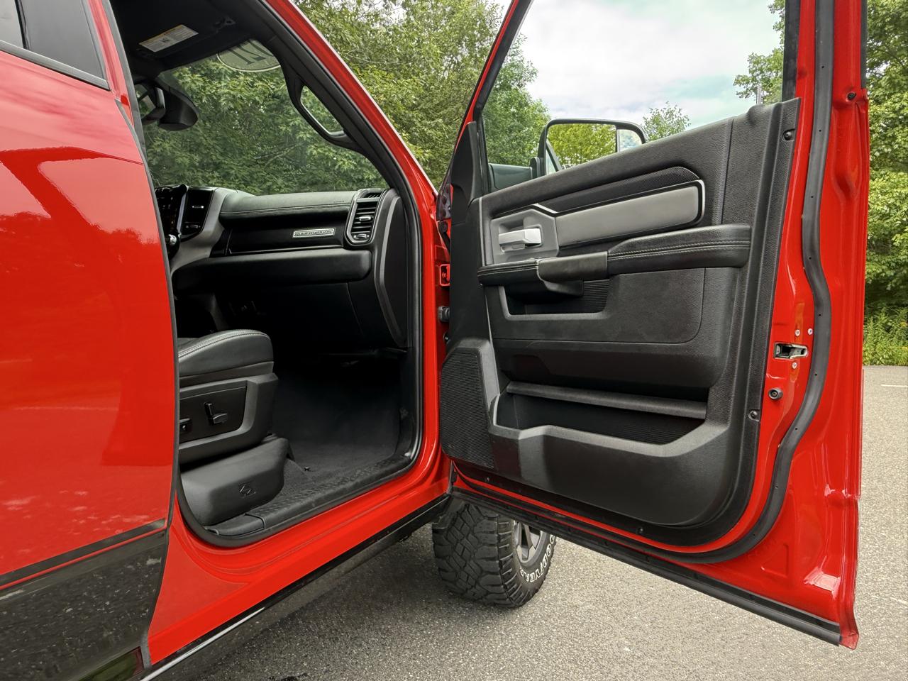 RAM 2500 Power Wagon 4x4 Crew Cab 6'4" Box 2021
