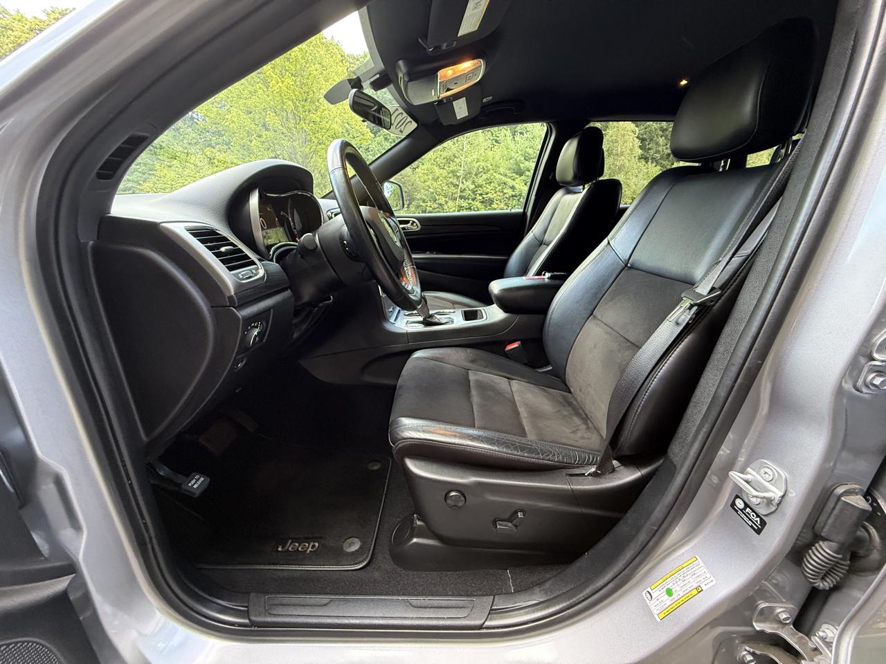 Jeep Grand Cherokee Laredo X 4x4 2021