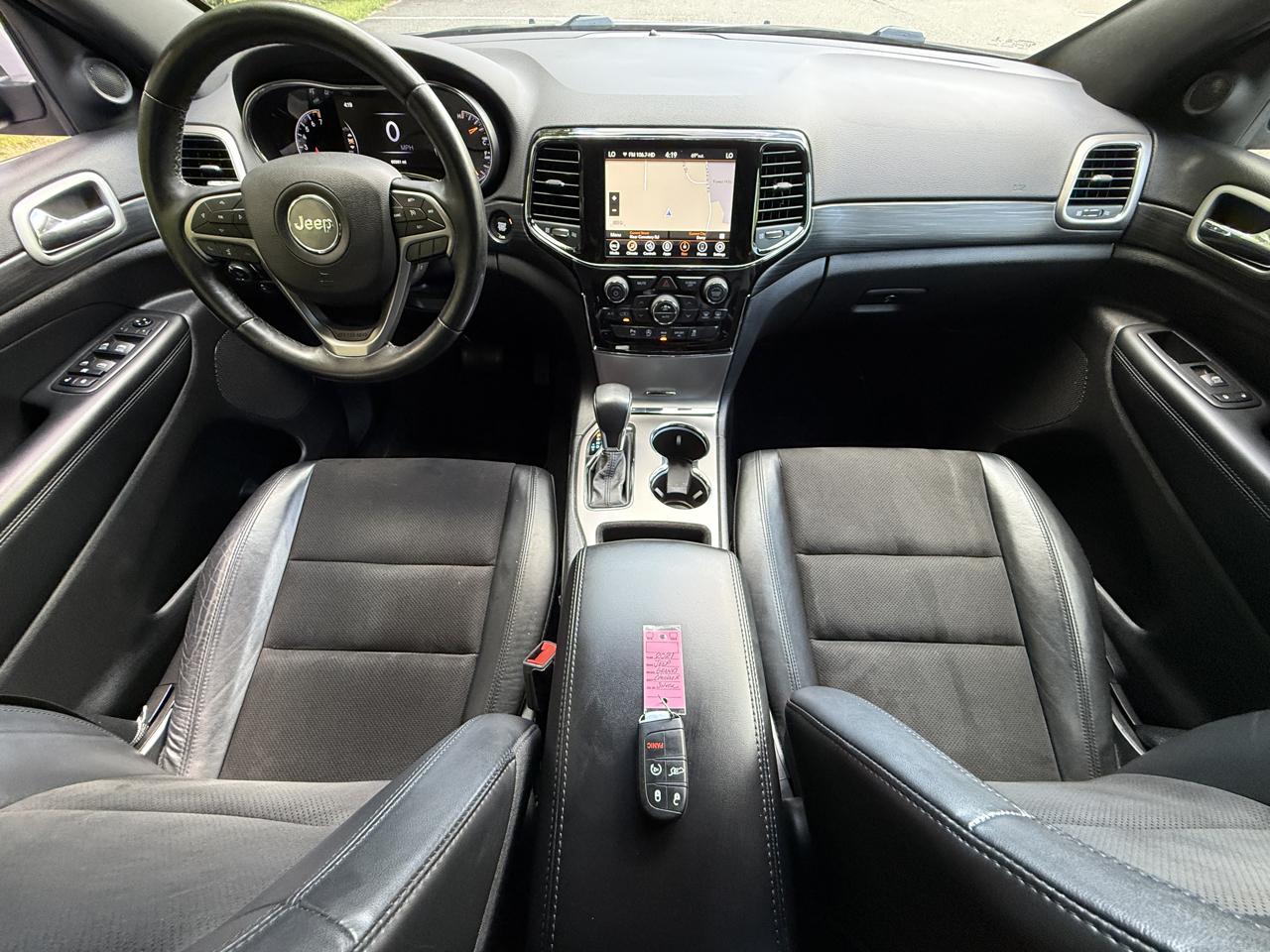 Jeep Grand Cherokee Laredo X 4x4 2021