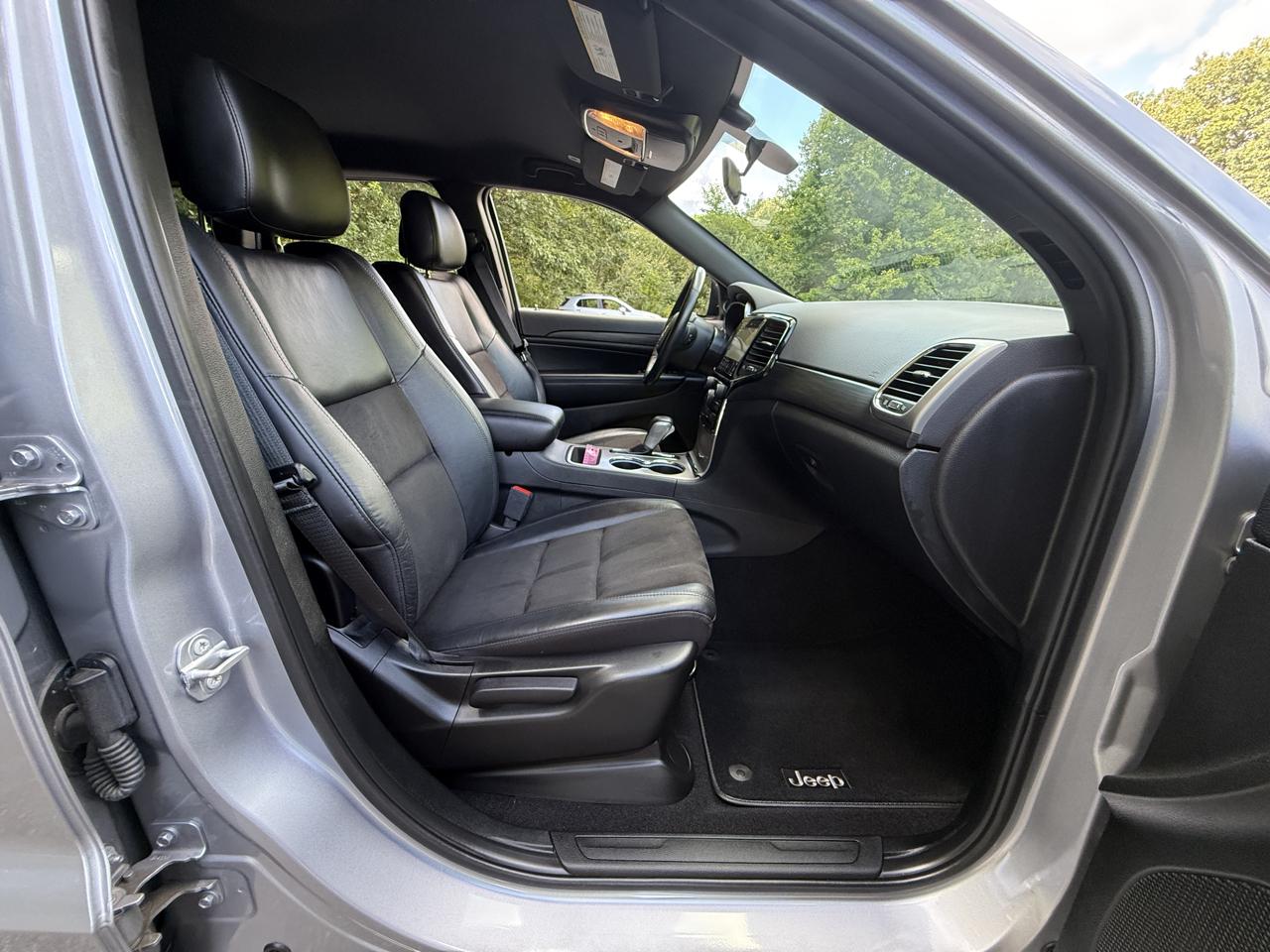 Jeep Grand Cherokee Laredo X 4x4 2021
