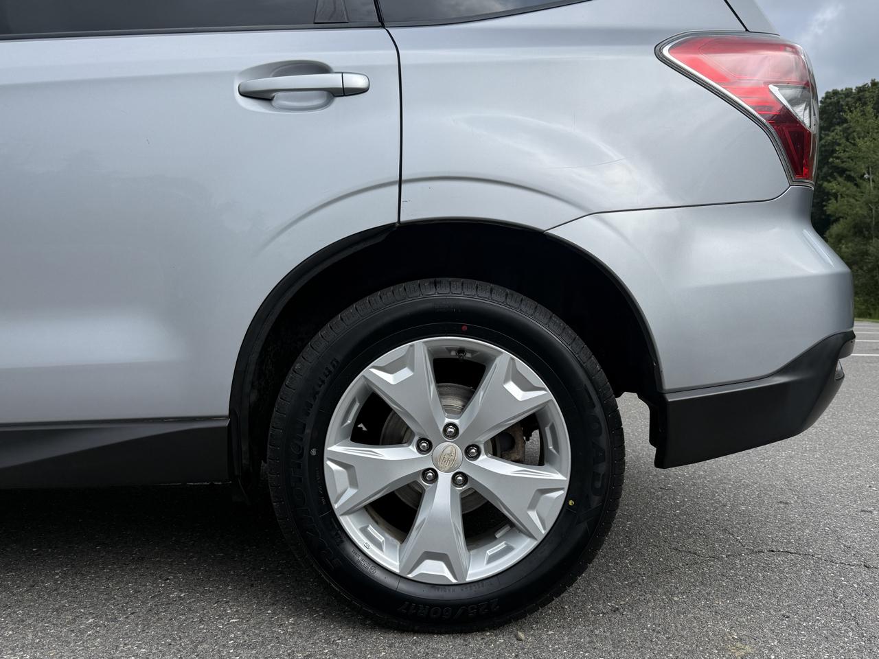 Subaru Forester 4dr Auto 2.5i Premium PZEV 2014