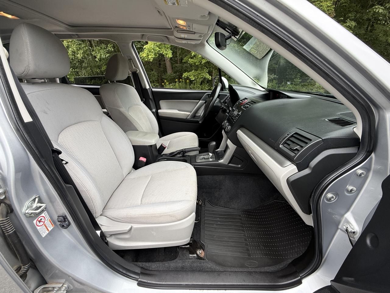 Subaru Forester 4dr Auto 2.5i Premium PZEV 2014